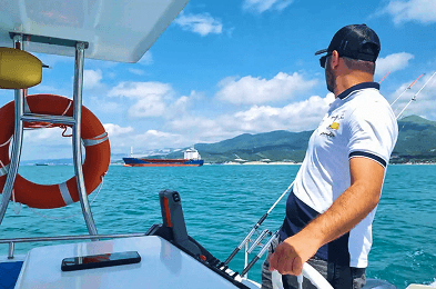 Морская рыбалка с прогулкой на катамаране Санторини